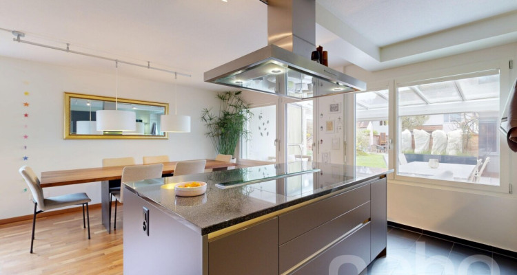 Familienhaus mit Garten, viel Platz & Top-Aussenbereich image 10