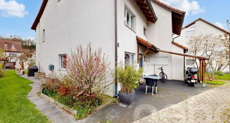 Familienhaus mit Garten, viel Platz & Top-Aussenbereich image 2