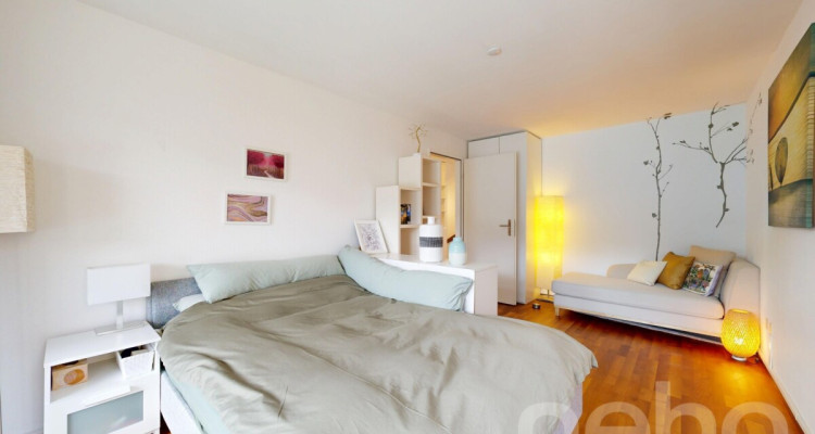 Familienhaus mit Garten, viel Platz & Top-Aussenbereich image 12