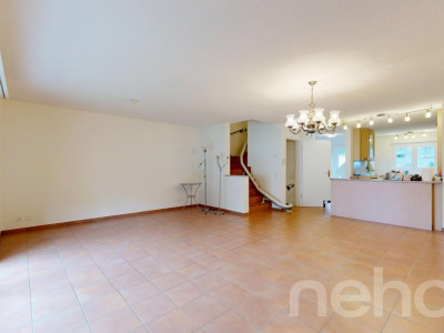 5.5 Zimmer Reihenhaus mit Garten, ausgebautem Dachstock & Treppenlift image 2