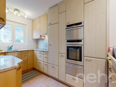 5.5 Zimmer Reihenhaus mit Garten, ausgebautem Dachstock & Treppenlift image 3