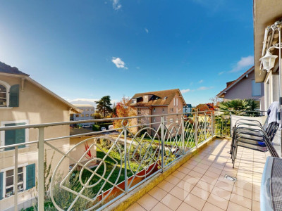 Lumineux duplex à deux pas du centre de Morges image 1