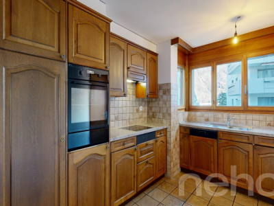 Grosszügige 5-Zimmer-Duplexwohnung mit Bergblick in Visp image 8