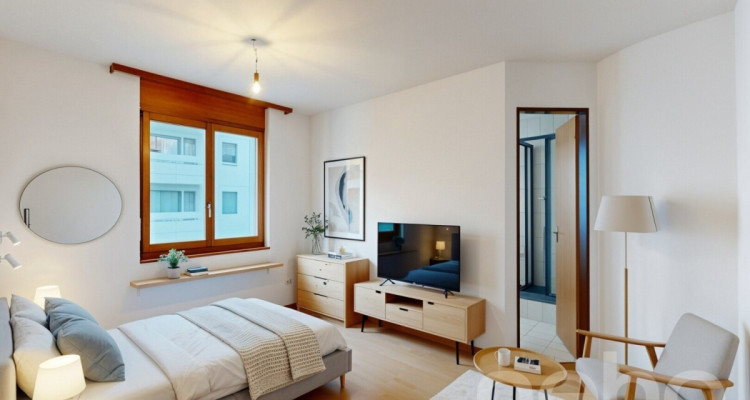 Grosszügige 5-Zimmer-Duplexwohnung mit Bergblick in Visp image 1