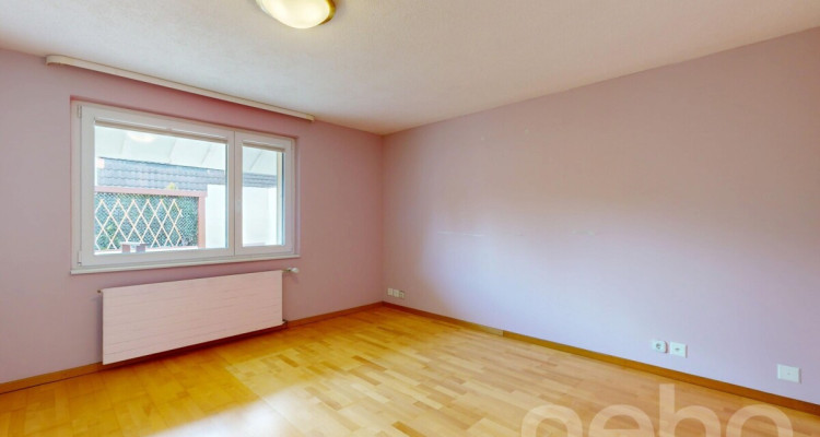 Einfamilienhaus mit Einliegerwohnung in ruhiger aber zentraler Lage image 8