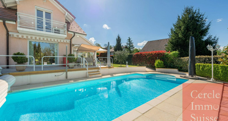 Maison familiale avec piscine, proche Genève ? Idéale frontaliers ? Saint-Martin-Bellevue (74370) image 2