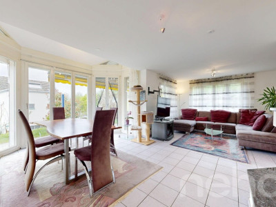 Stilvolles 6.5-Zimmerhaus in erhöhter Lage mit Weitblick image 3