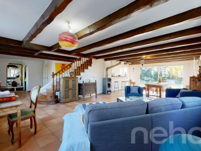 Maison de cachet avec grand jardin et beaux volumes image 4