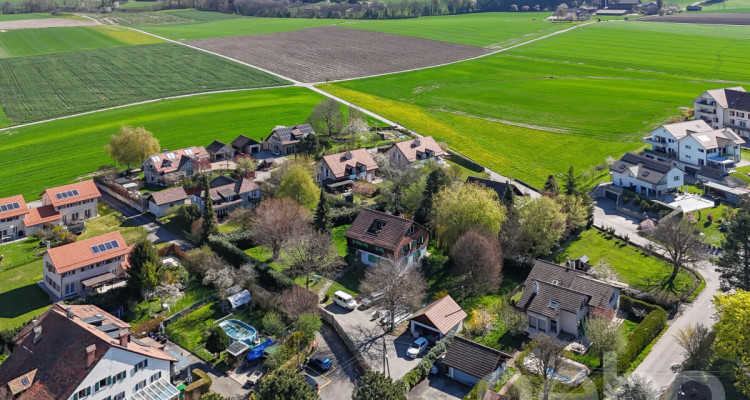 Maison de cachet avec grand jardin et beaux volumes image 2