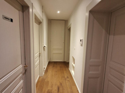 Superbe bureau de 3 pièces avec grande terrasse ? Centre de Neuchâtel image 8