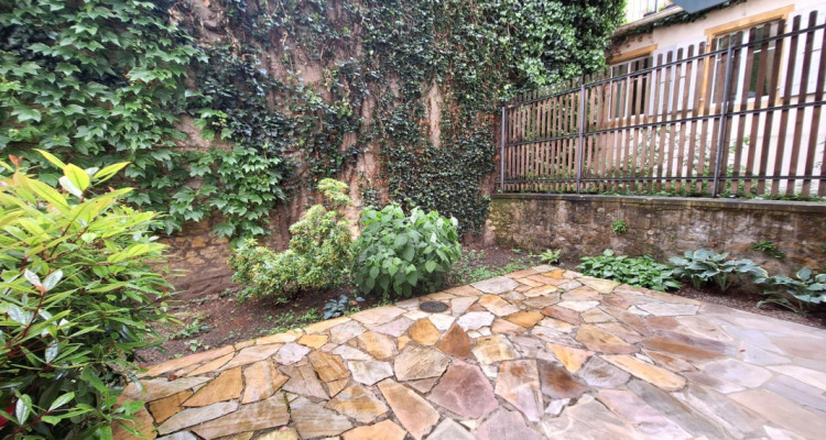 Superbe bureau de 3 pièces avec grande terrasse ? Centre de Neuchâtel image 10