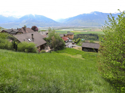 Jolie parcelle viabilisée à Antagnes, vue dégagée et ensoleillement image 1