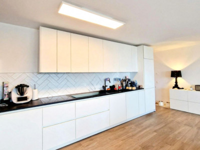 Exclusive sale: Modern apartment with lake and mountain view/ Arzier-L-Muids image 2