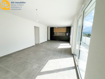 Attique neuf avec ample terrasse à Salquenen image 2