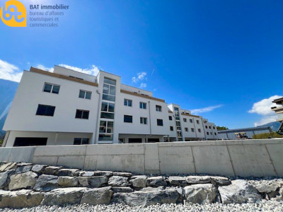 Attique neuf avec ample terrasse à Salquenen image 9