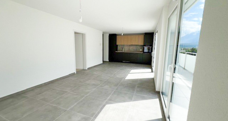 Attique neuf avec ample terrasse à Salquenen image 2