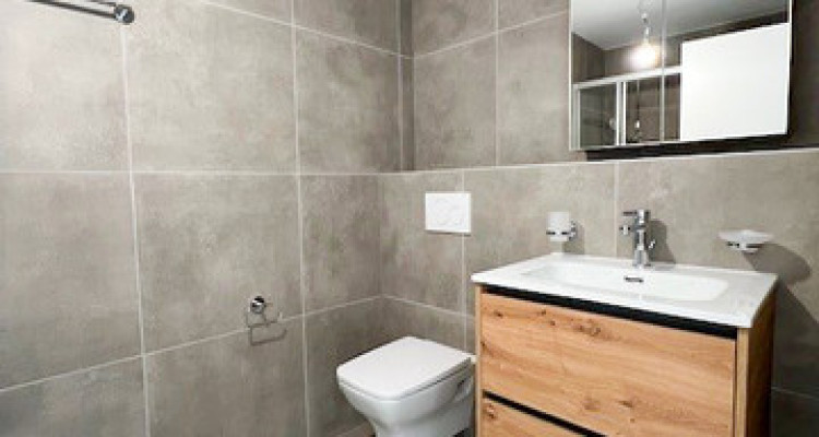 Attique neuf avec ample terrasse à Salquenen image 5