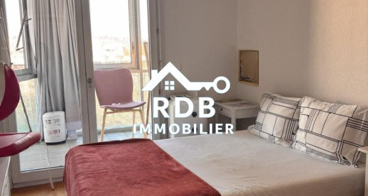 Magnifique appartement de 6 pièces au 4ème étage situé à Genève 1202 image 6