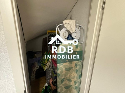 Appartement de 6 pièces au 3ème étage situé à Satigny 1242 image 11