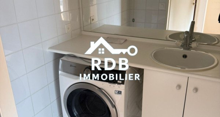 Appartement de 4,5 pièces au 8ème étage situé à Genève 1203 image 11