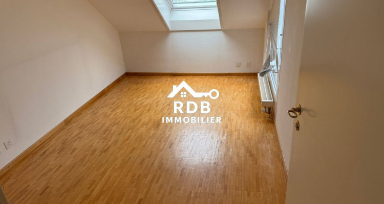 Appartement de 4,5 pièces au 8ème étage situé à Genève 1203 image 7