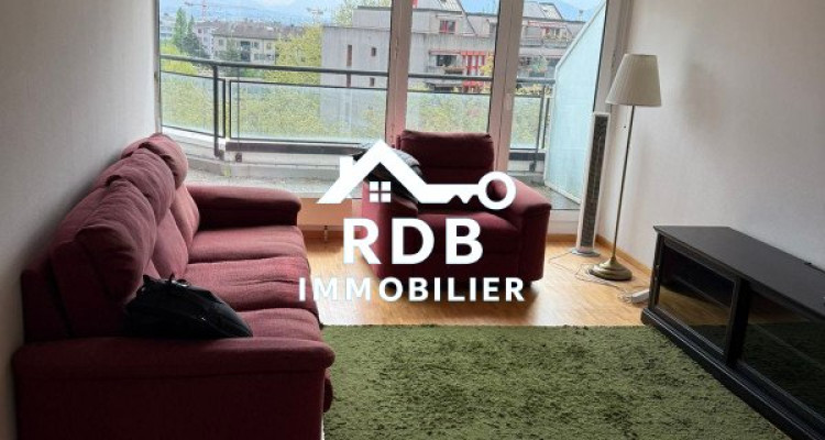 Appartement de 4,5 pièces au 8ème étage situé à Genève 1203 image 1