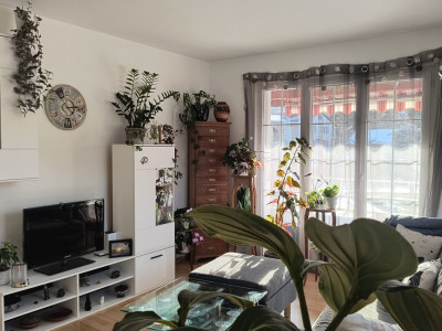 Maison familiale avec appartement 2.5 pièces indépendant image 2