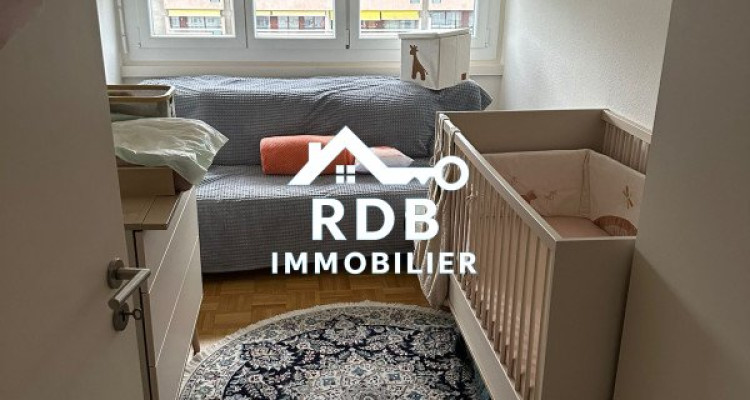 Appartement de 4 pièces au 9ème étage situé à Petit-Saconnex 1219 image 2