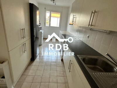 Appartement en duplex de 6,5 pièces au 2ème étage sans ascenseur Thônex 1226  image 5