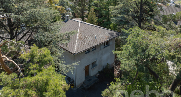 Immeuble avec fort potentiel à Veyras image 1