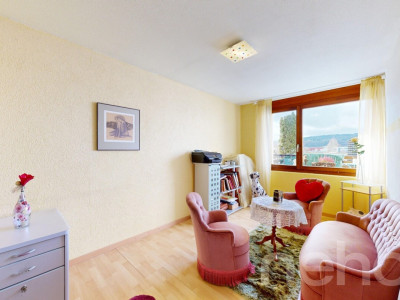 Grosszügige 4.5-Zimmer-Terrassenwohnung mit Lift und Wintergarten image 7