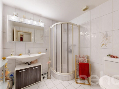 Grosszügige 4.5-Zimmer-Terrassenwohnung mit Lift und Wintergarten image 8