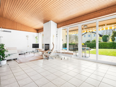 5.5 Zi. Familienparadies mit Pool, grossem Garten und Privatsphäre image 2