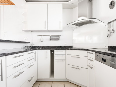 5.5 Zi. Familienparadies mit Pool, grossem Garten und Privatsphäre image 4