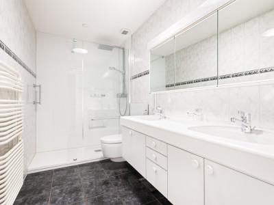 5.5 Zi. Familienparadies mit Pool, grossem Garten und Privatsphäre image 8