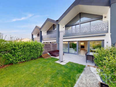 Entre modernité et sérénité, votre future maison à Broc image 2