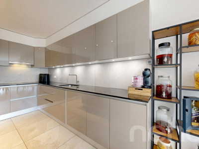 Entre modernité et sérénité, votre future maison à Broc image 7