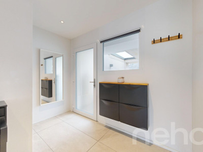 Entre modernité et sérénité, votre future maison à Broc image 12