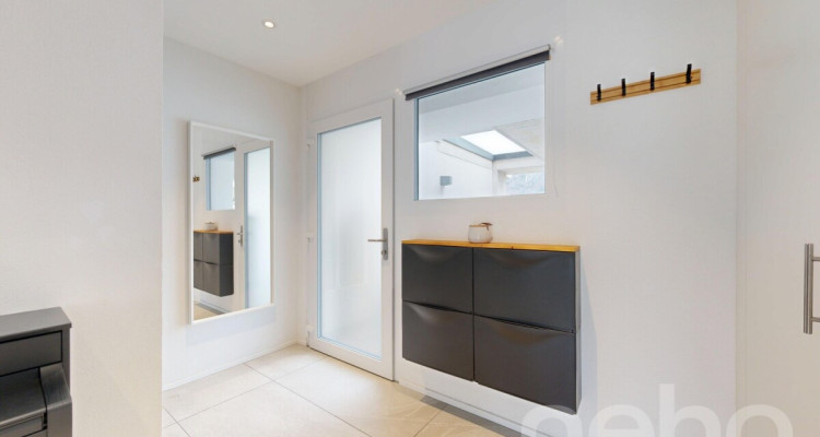 Entre modernité et sérénité, votre future maison à Broc image 12