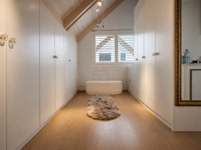 Superbe maison individuelle lumineuse avec jardin arboré, jacuzzi et double garage image 11