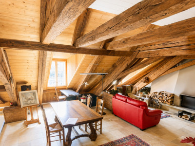 A vendre au coeur de la Vieille Ville de Fribourg un magnifique attique image 4