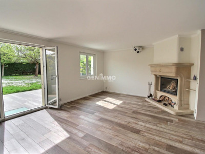 Très charmante villa contiguë à louer image 2