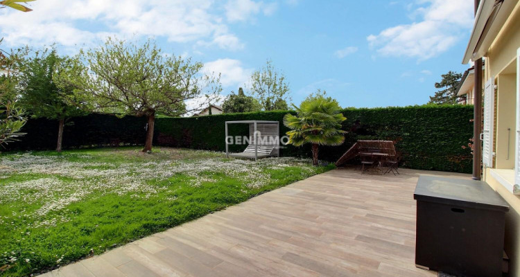 Très charmante villa contiguë à louer image 9