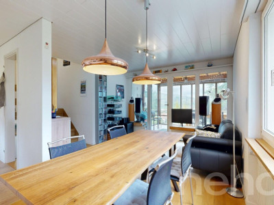 Charmantes 4.5-Zimmerhaus mit Weitsicht und grosser Parzelle image 2