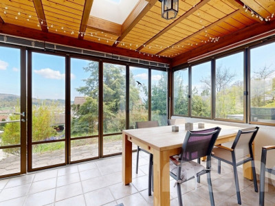 Charmantes 4.5-Zimmerhaus mit Weitsicht und grosser Parzelle image 9