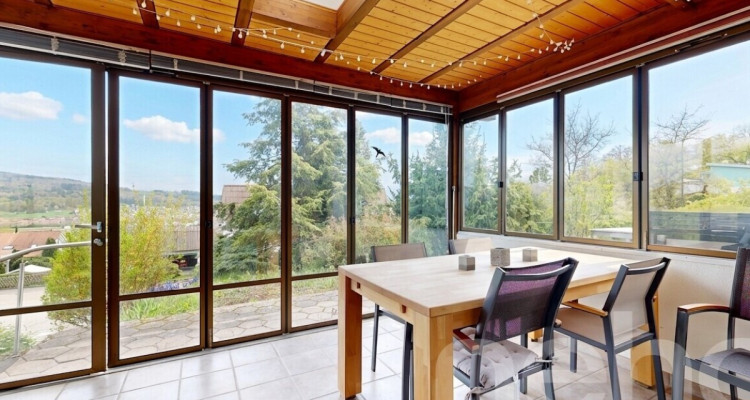 Charmantes 4.5-Zimmerhaus mit Weitsicht und grosser Parzelle image 9