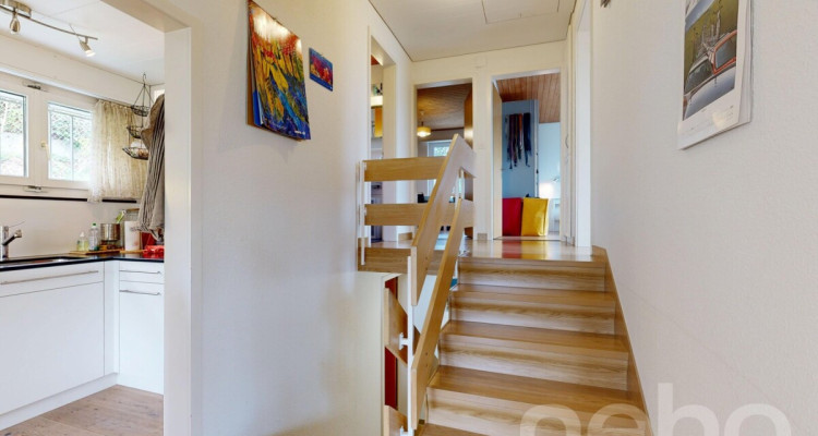 Charmantes 4.5-Zimmerhaus mit Weitsicht und grosser Parzelle image 12