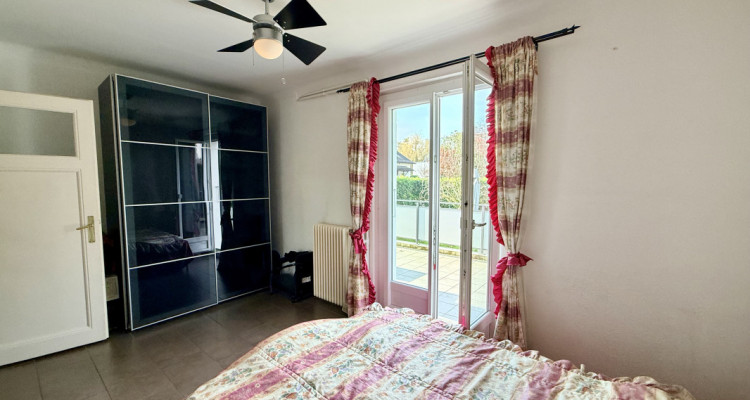 NICE INDIVIDUAL FAMILY VILLA WITH 5 BEDROOMS  image 4