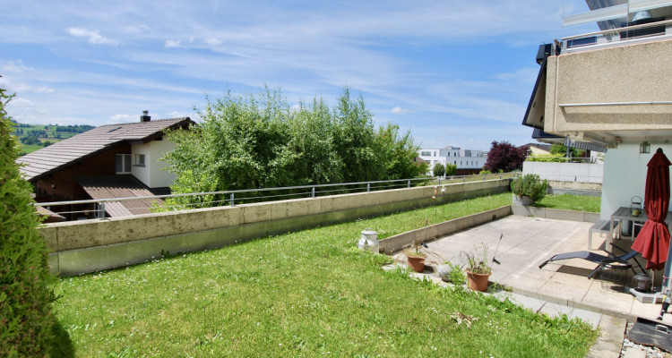 Schöne 5,5-Zimmer-Wohnung mit Garten und Blick auf die Freiburger Alpen 🏔️ image 3