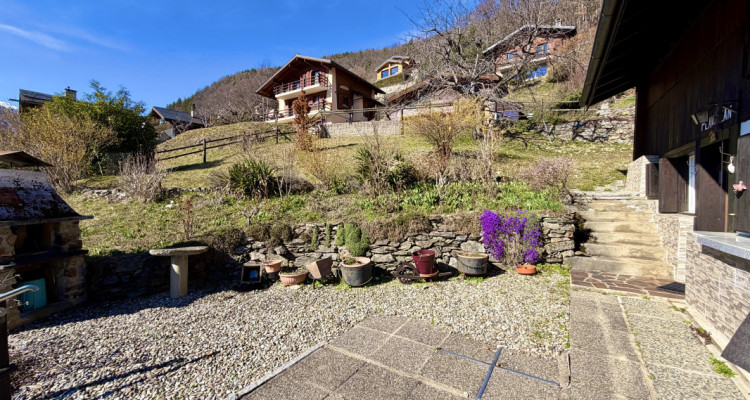 Charmant chalet mitoyen avec vue exceptionnelle à Ravoire, 5 minutes de Martigny image 4